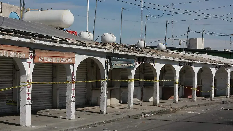Comercios y restaurantes a las afueras de la Central Camionera de Durango 